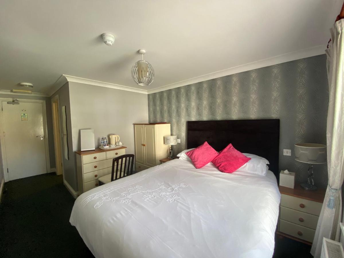 Flambards Hotel 4*
